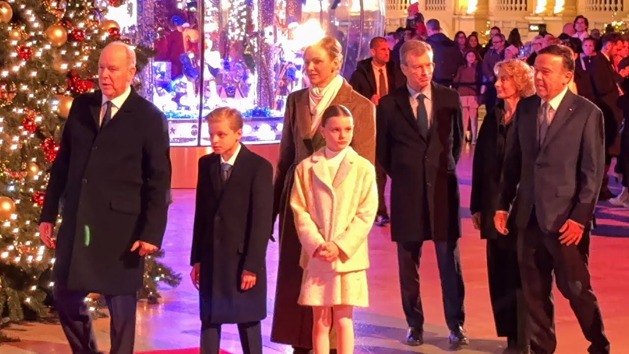 Monaco Royal Family launches the magic of Christmas in Monte-Carlo with a dazzling display of light