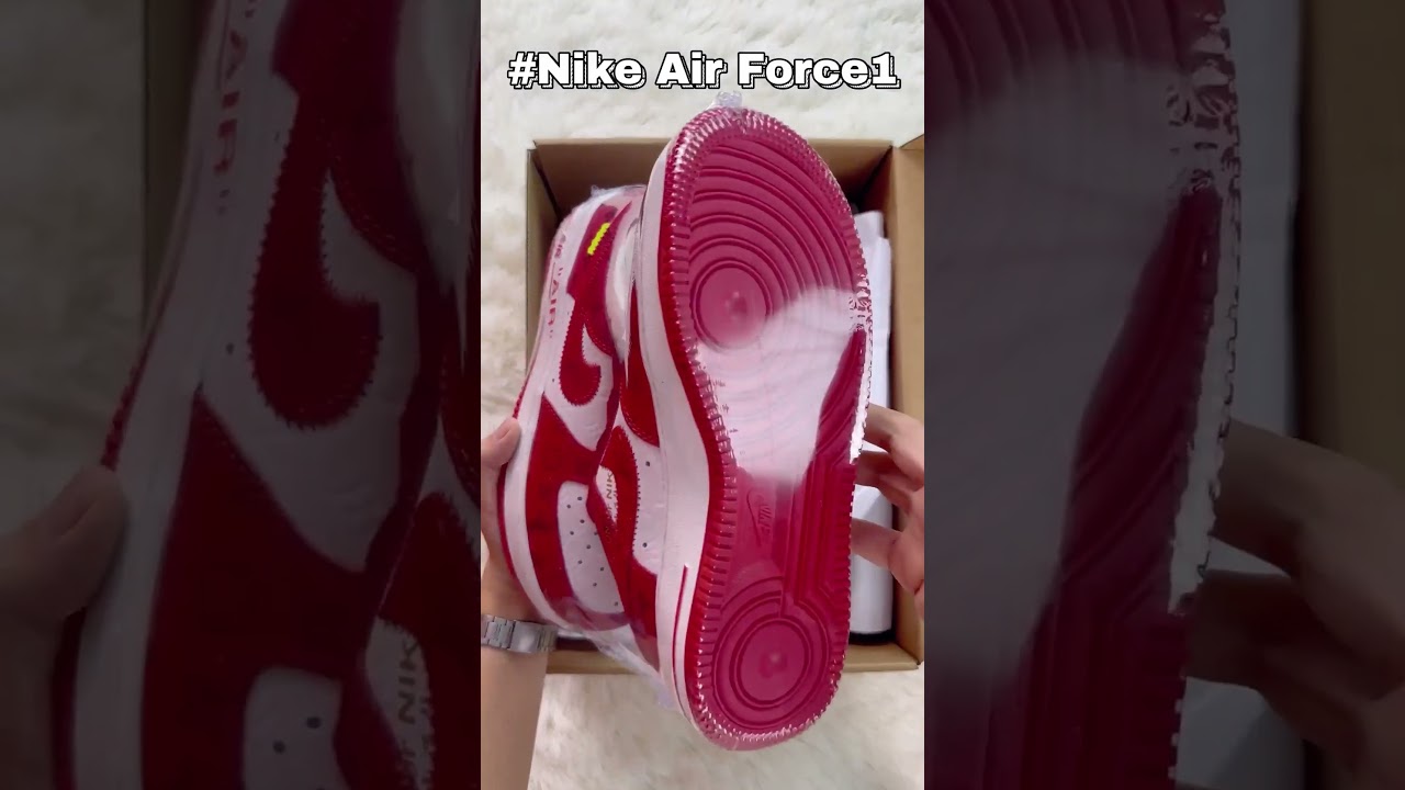 #sneakers #athleticshoes #shoes #nike #dunksb #nikeshoes #hypebeastkicks