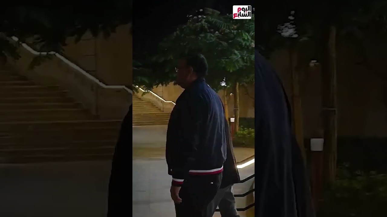 حمادة هلال يتلقي واجب العزاء في وفاة حماه بمسجد حسن الشربتلي في التجمع