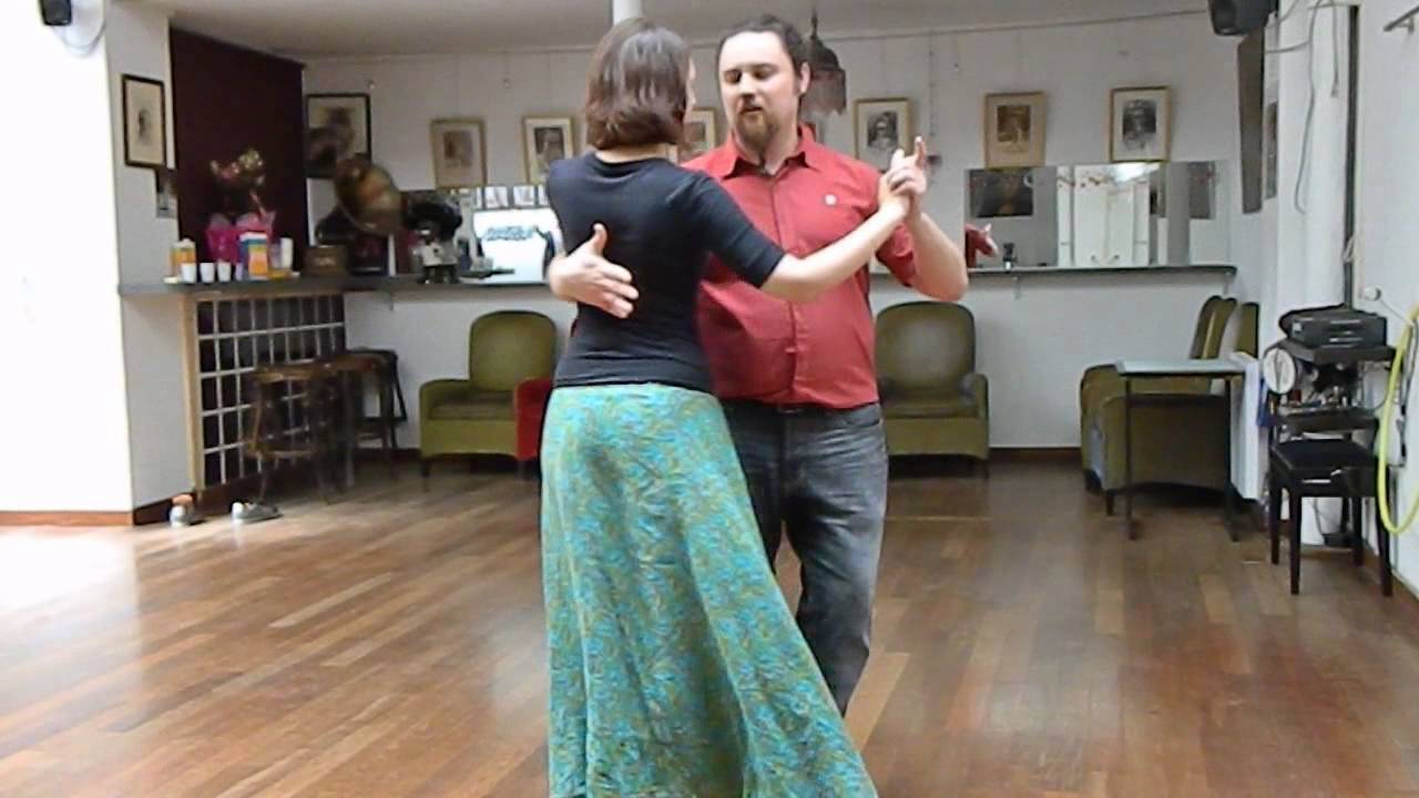Danseurs de mazurka sur des Hauts Débats d'Accordzéâm