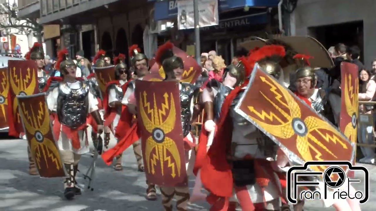 Carnavales de Cebreros 2026. Desfile de comparsas y carrozas domingo 15 de febrero de 2026.