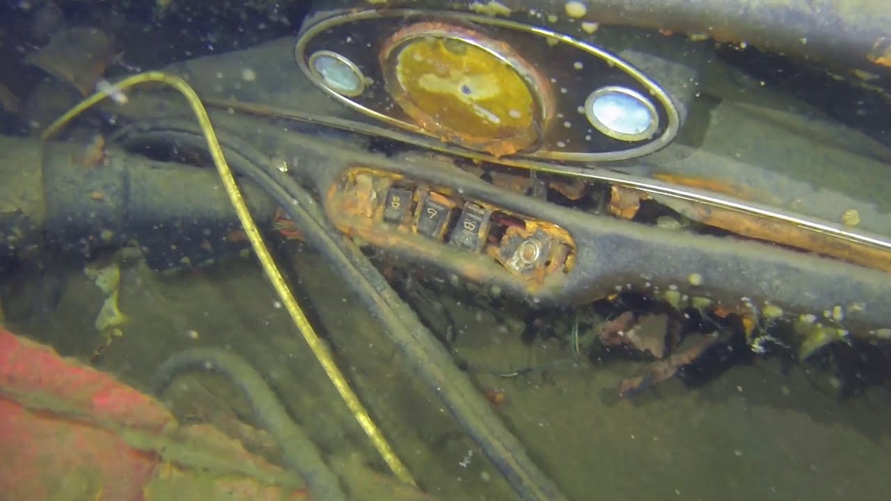 Underwater Wrecks - Mini cooper s - Lake of Como . Italy