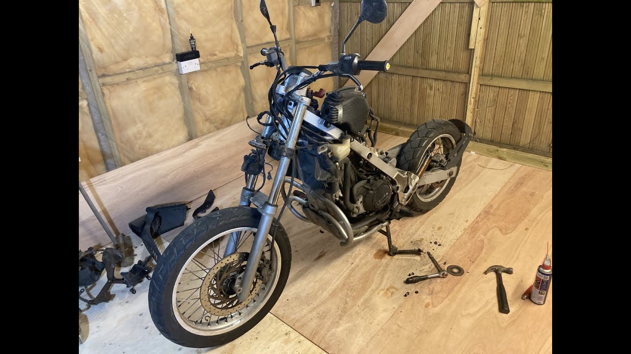 BMW f650 tidy up part 1
