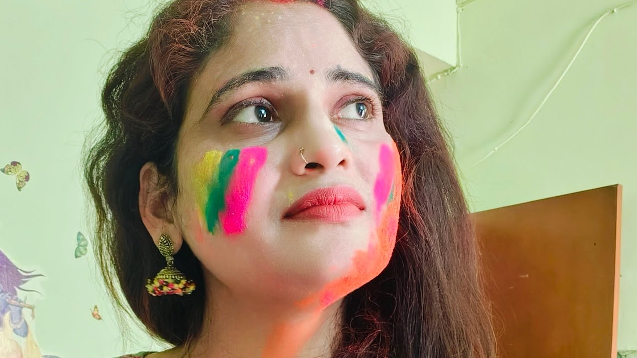 pooja singh is live!