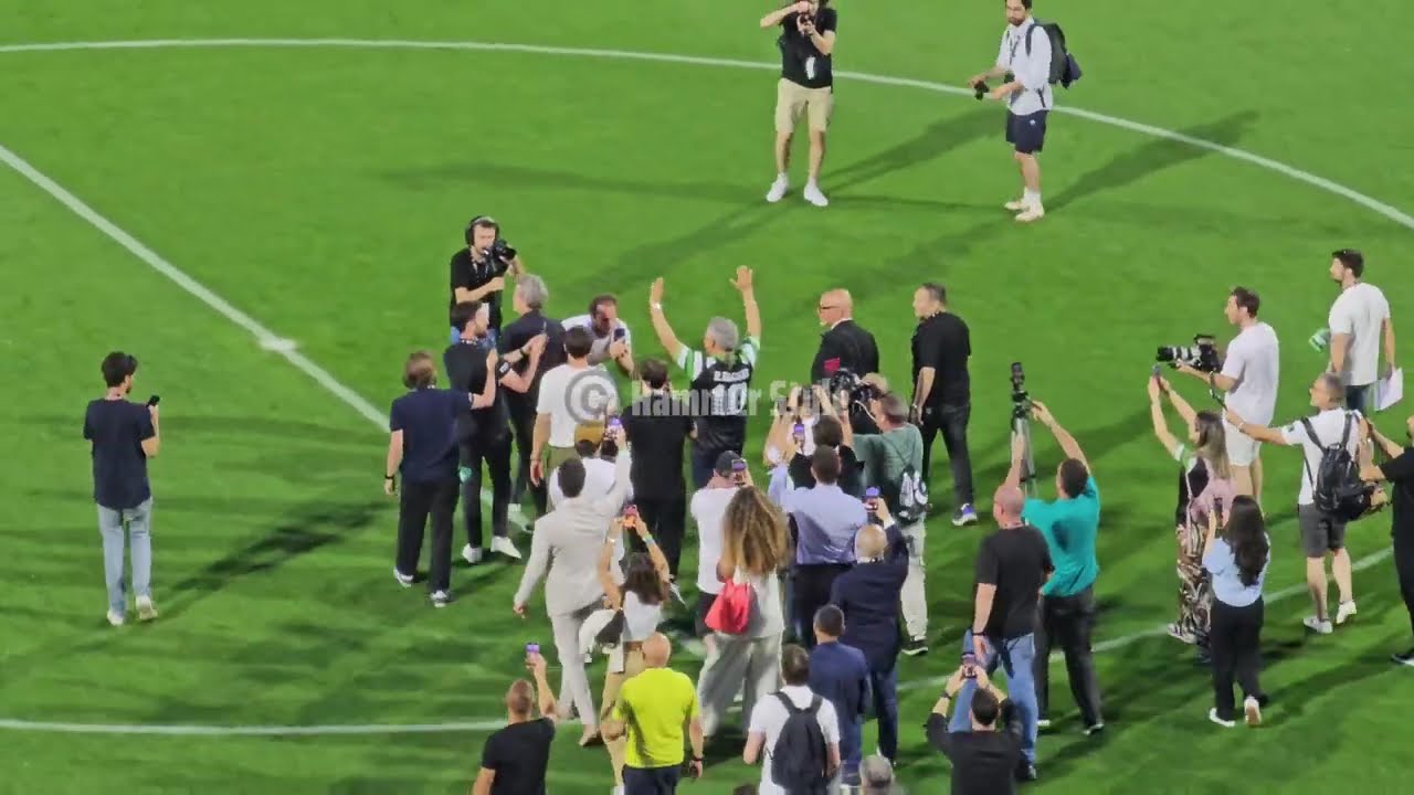 Serie A Operazione Nostalgia: Roberto Baggio torna in campo allo Stadio Arechi di Salerno