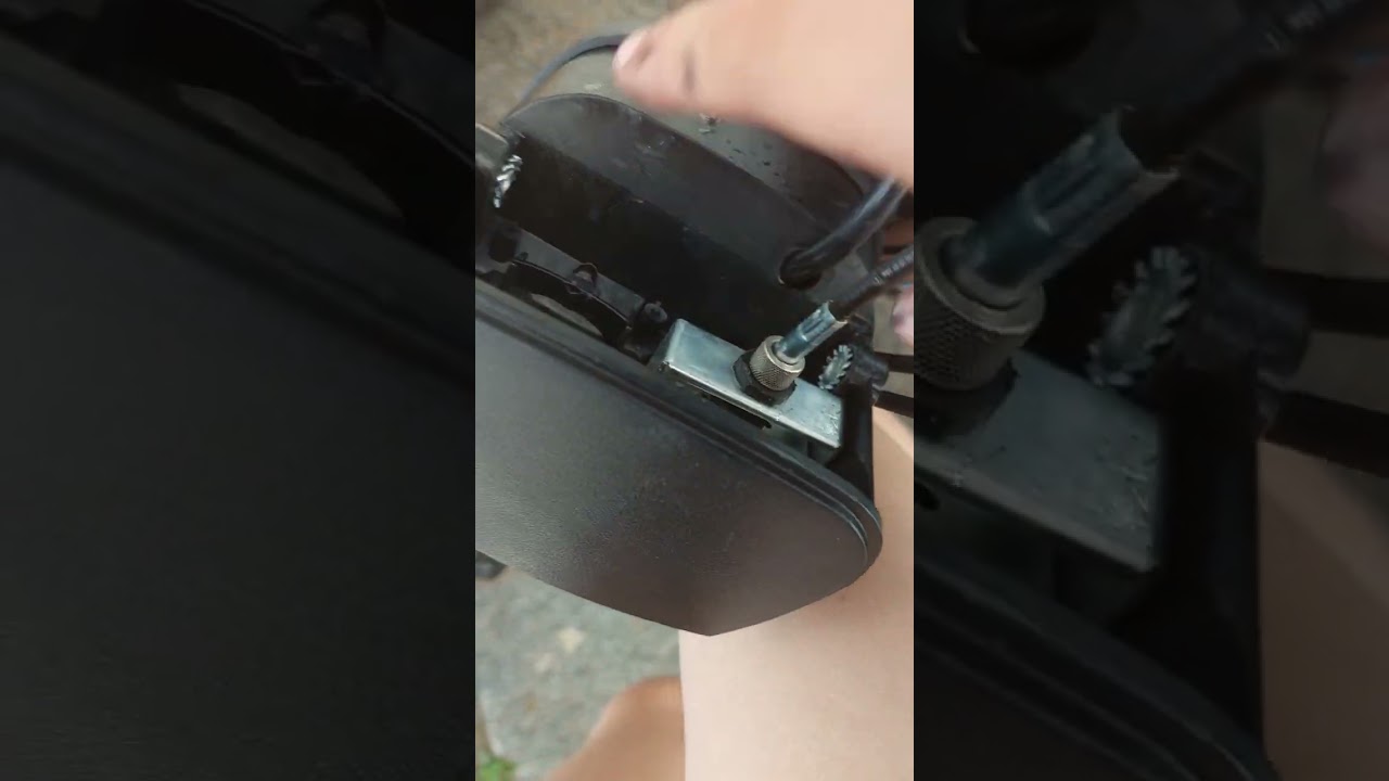 come smontare un contachilometri da un piaggio ciao