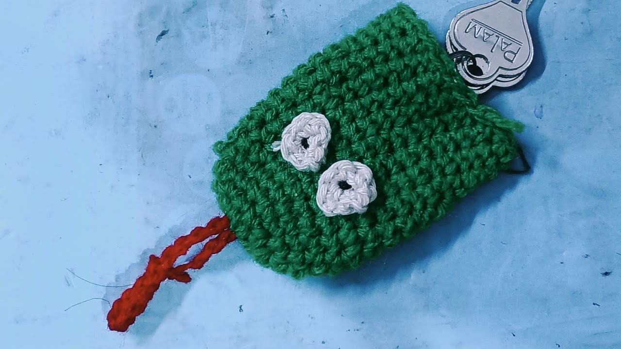 Frog keychain 