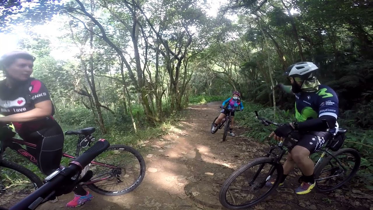pedal no parque cemucam em Cotia