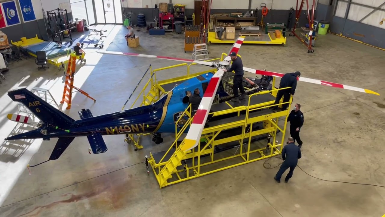 Leonardo AW-119 S.A.F.E custom maintenance stands