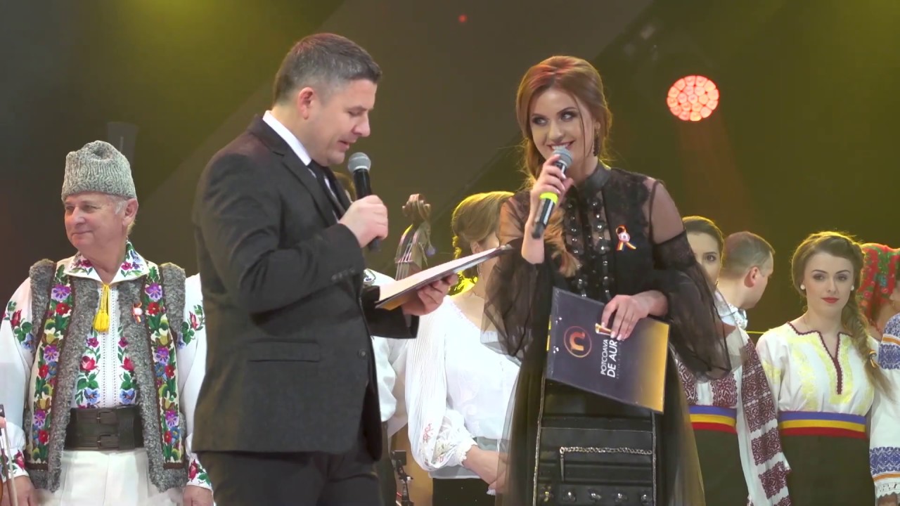 Xenia Efros și Sergiu Beznițchi, prezentatori Potcoava de Aur 2018.