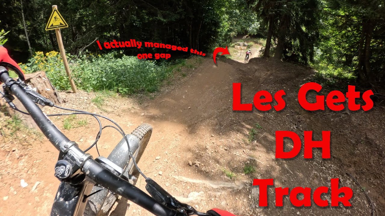 Top of Les Gets DH to the bottom