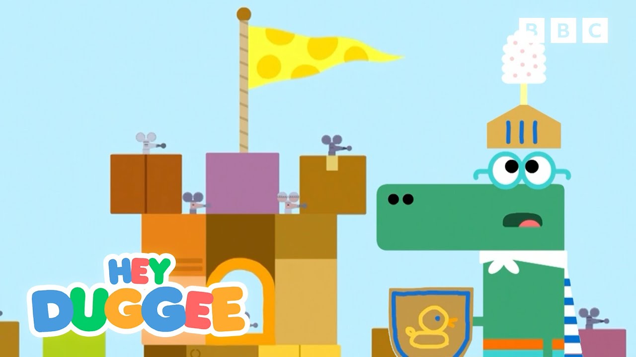 Can We Have Our Castle Back? 🏰 🧀  | The Cardboard Box Badge | Hey Duggee