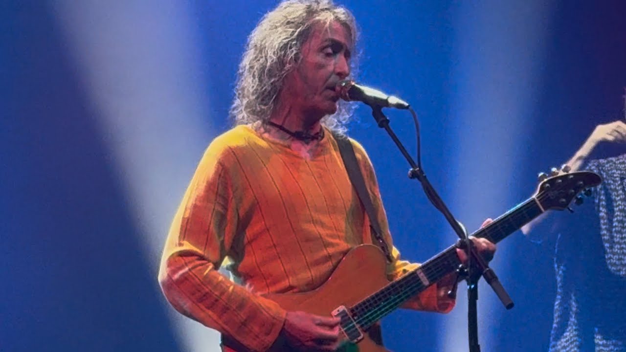 Robe - El Hombre Pájaro @ Vigo  9/11/2024 (Último concierto de Robe ❤️)