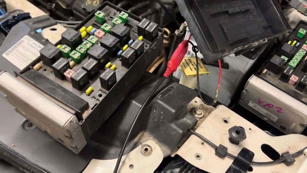 2005 Chrysler town & country🔴problema de luces bajas🔴no encienden🔴🧐🧐🧐🧐