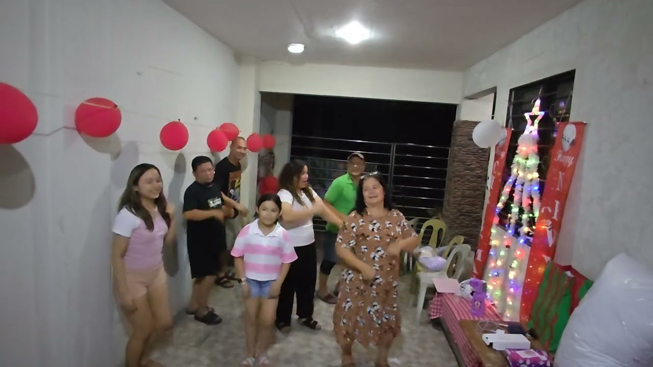 PREDADOR DE PERERECA || FAMILY CHRISTMAS PARTY 2025 || NOCHE BUENA