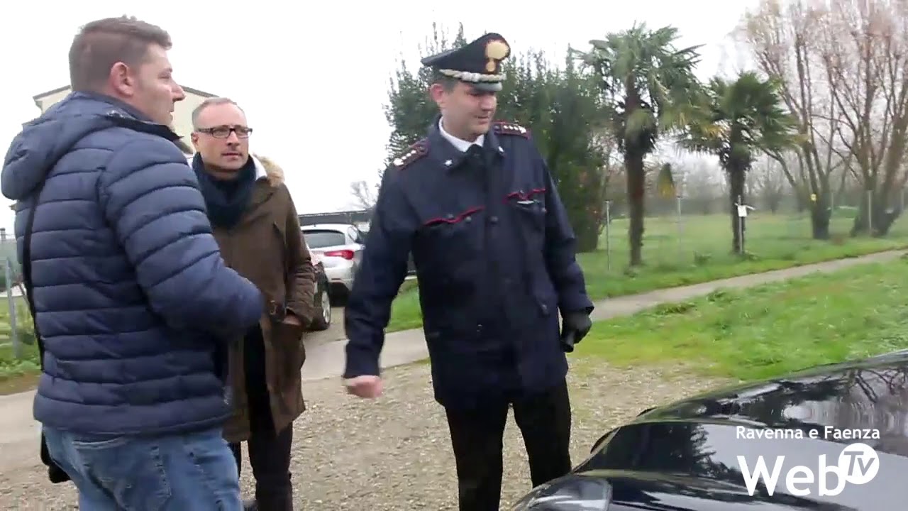 Glorie: 39enne strangola la moglie nella notte. La prima ricostruzione ufficiale della Procura