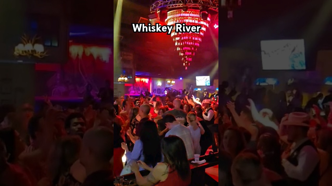 Party time at Whiskey River, amazing time with friends #whiskeyriver #partywithfriends #houston #tx