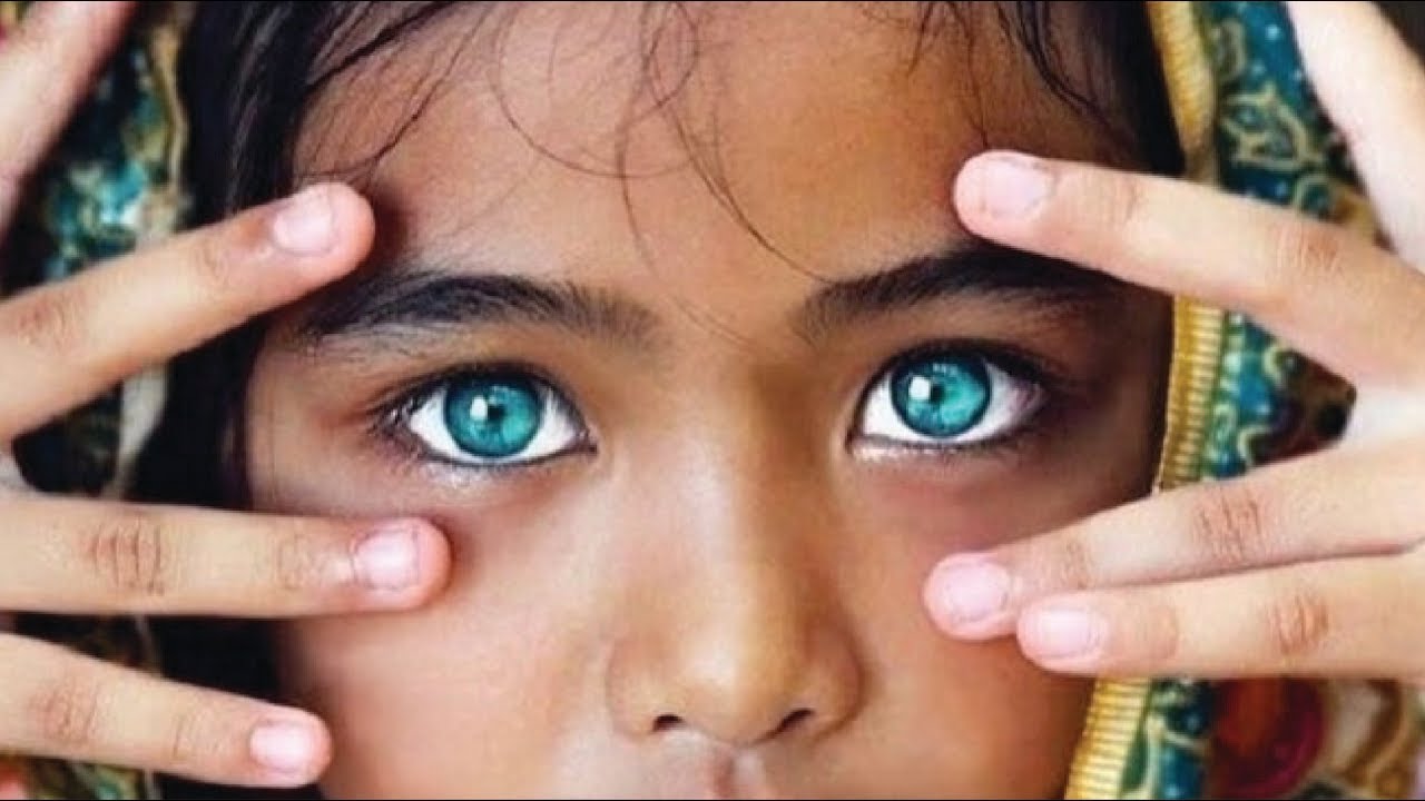 #1 Shocking Yet Unexpected Law of Attraction EYES Technique to Manifest Instantly