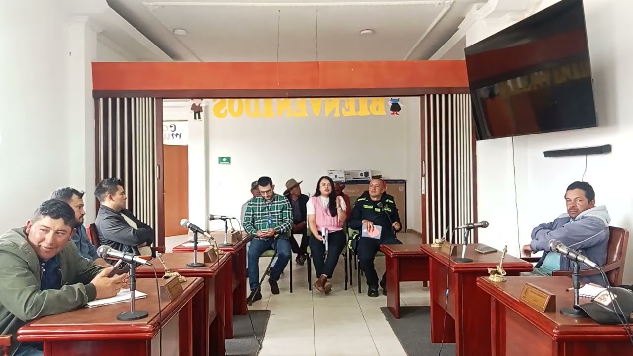 Sesión Problemática de movilidad vehicular y uso de espacio público en el parque principal 