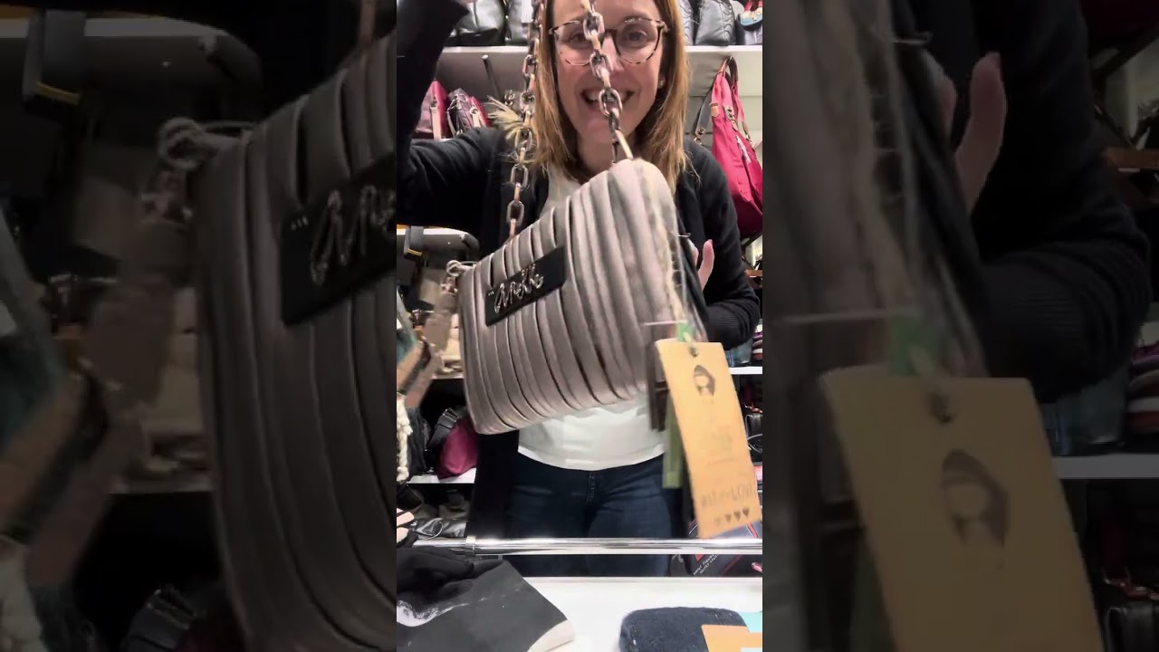 REBAJAS BOLSOS ANEKKE!!!!! Vídeo 2 de 2