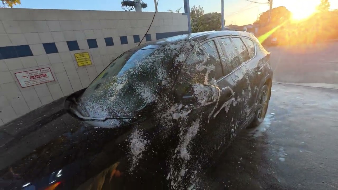 I tried the cheapest $6 car wash in Melbourne Victoria | Self Service Car Wash POV 