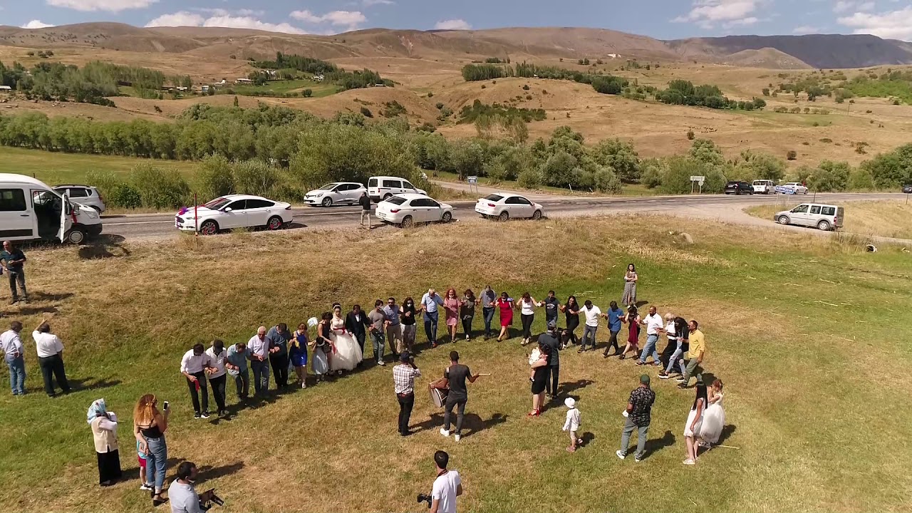 GELİN GEZDİRME DAVUL ZURNA DRONE ÇEKİMİ VARTO ÇELİK PRODÜKSİYON