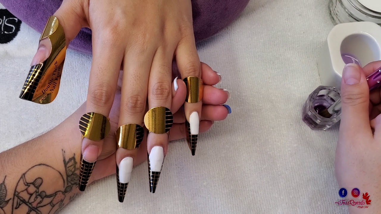 Uñas Esculturales Elegantes en Punta Coffin 🥰💅