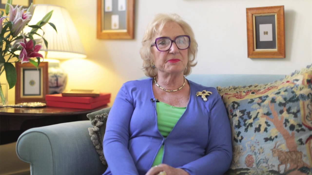 Town&Country meets Elizabeth Gage