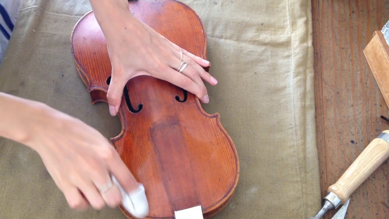♪♫ repair of an old French violin Francois Contal