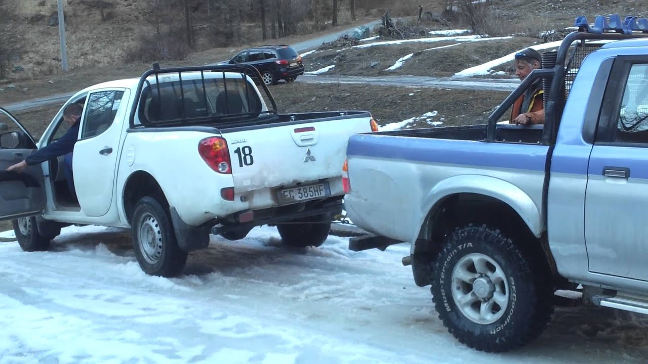 Salvataggio sulla neve con doppio pickup