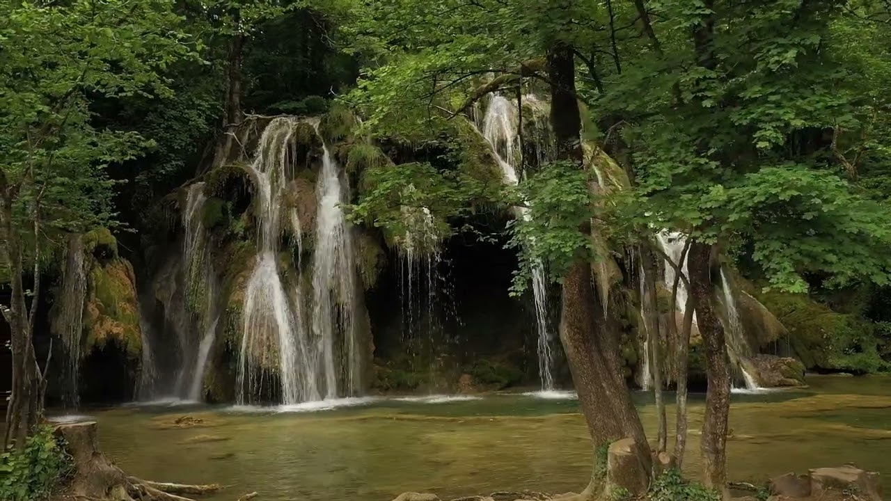 Les Montagnes du Jura au printemps