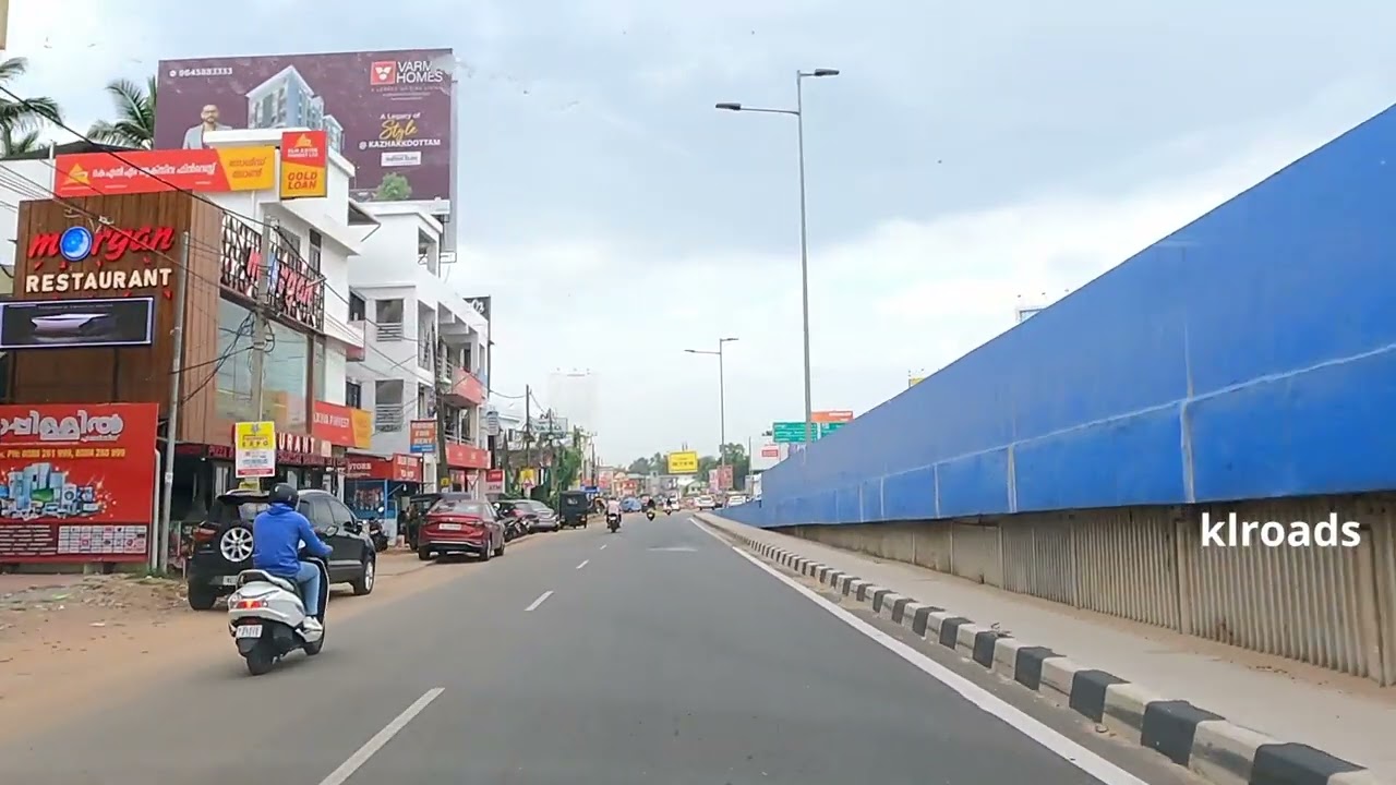 Drive through Kazhakoottam Town