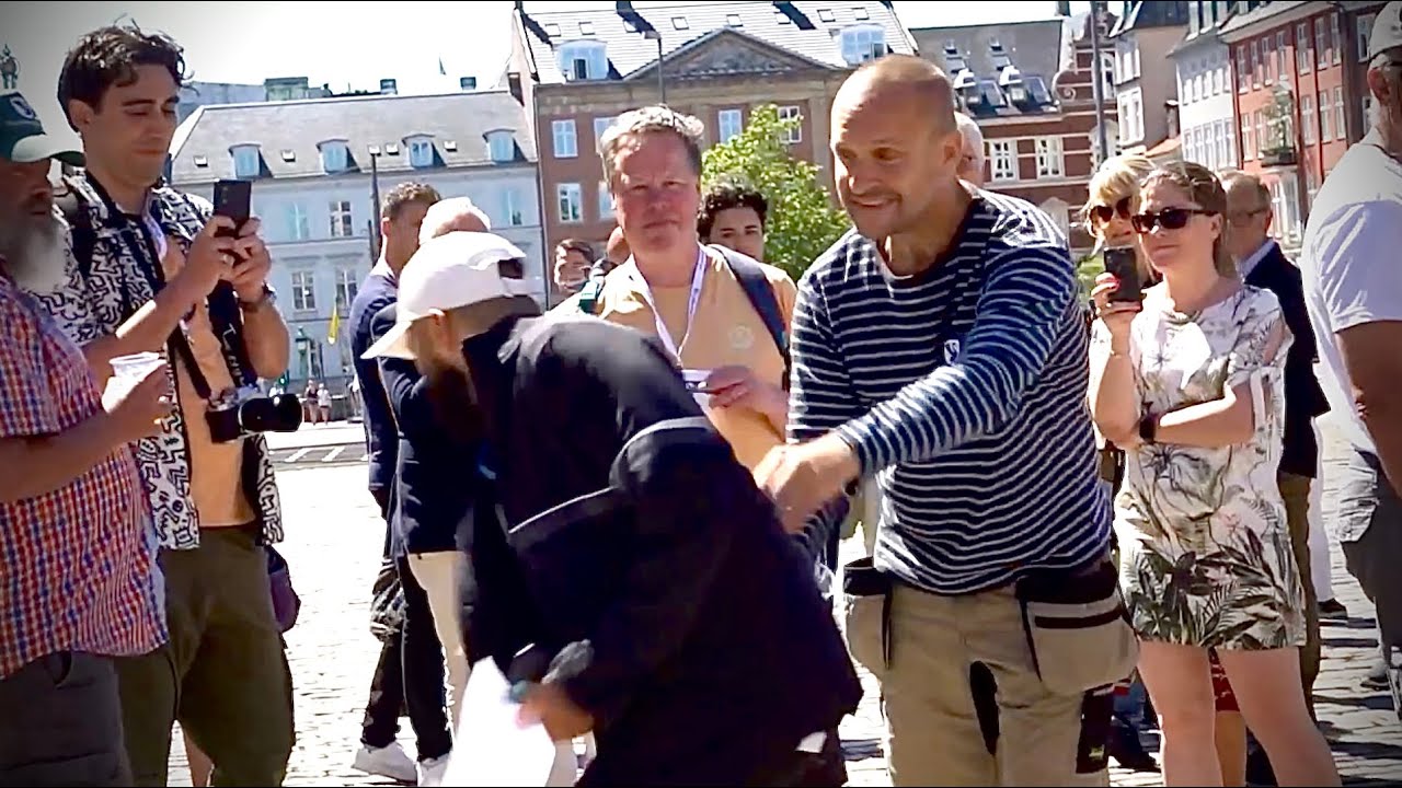 Tager pis p&aring; Nye Borgerlige&hellip;