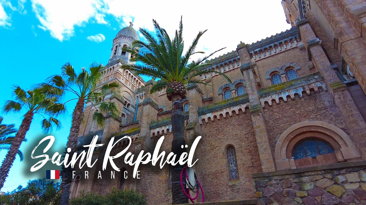 Saint Raphaël Old Town, Beach, Promenade & Santa Lucia Port | France