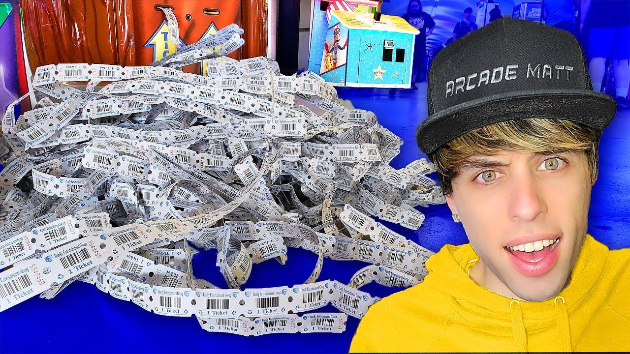 We Couldn't Stop Winning Arcade Tickets at Cedar Point! (HUGE JACKPOTS)