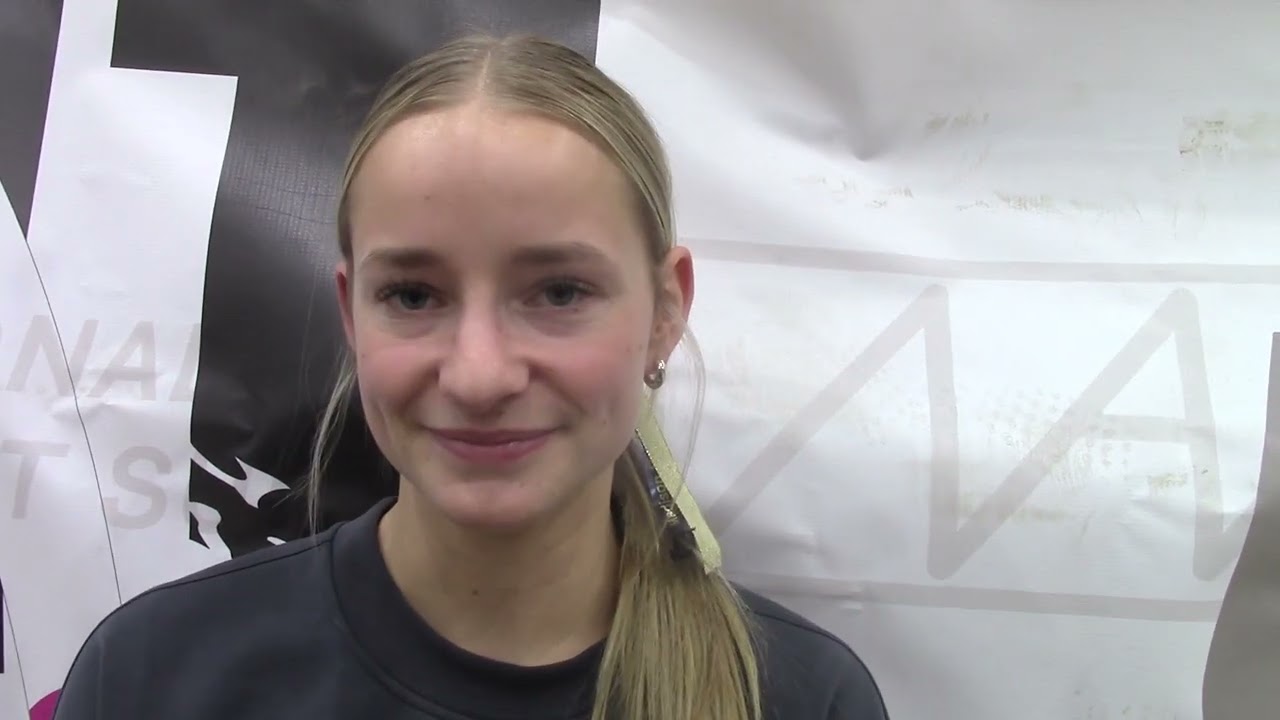 Elise Schroeder of Arrowhead 2nd Place Girls Elite Section at UCS Spirit National Pole Vault Summit