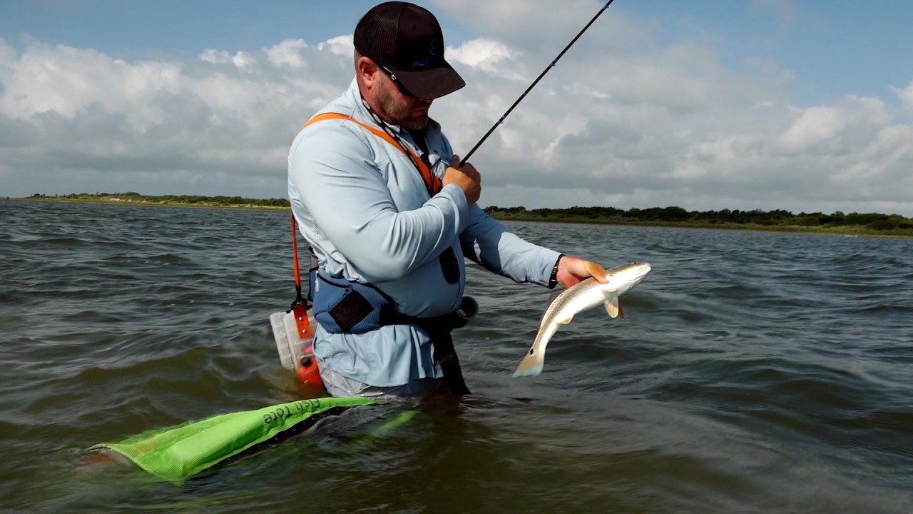 Морская рыбалка в Порт-Мансфилде, вдоль побережья Техаса.
