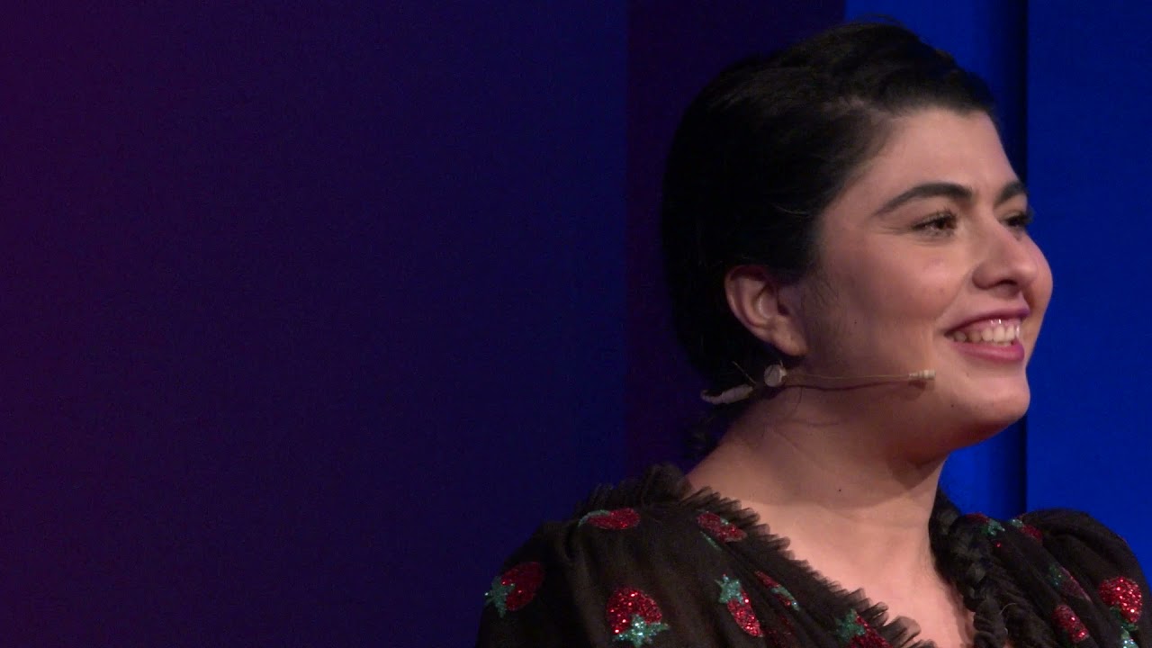 Esigi il tuo spazio: perché essere un'irriducibile attivista grassa | Mara Mibelli | TEDxVarese