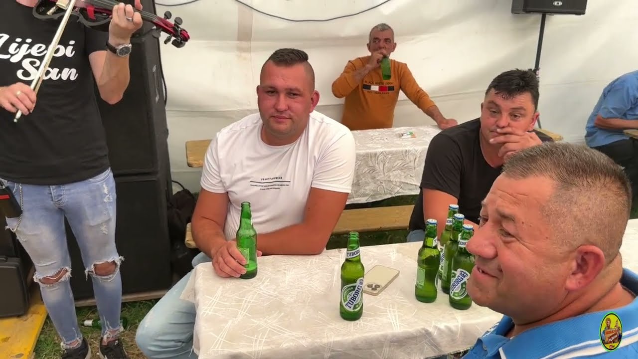 Zemo zaigrao uz pjesmu, cura iz Kalesije sama doći nesmije