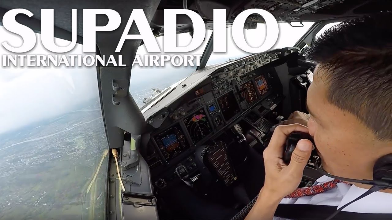 Cockpit View - Landing @ Supadio International Airport, Pontianak