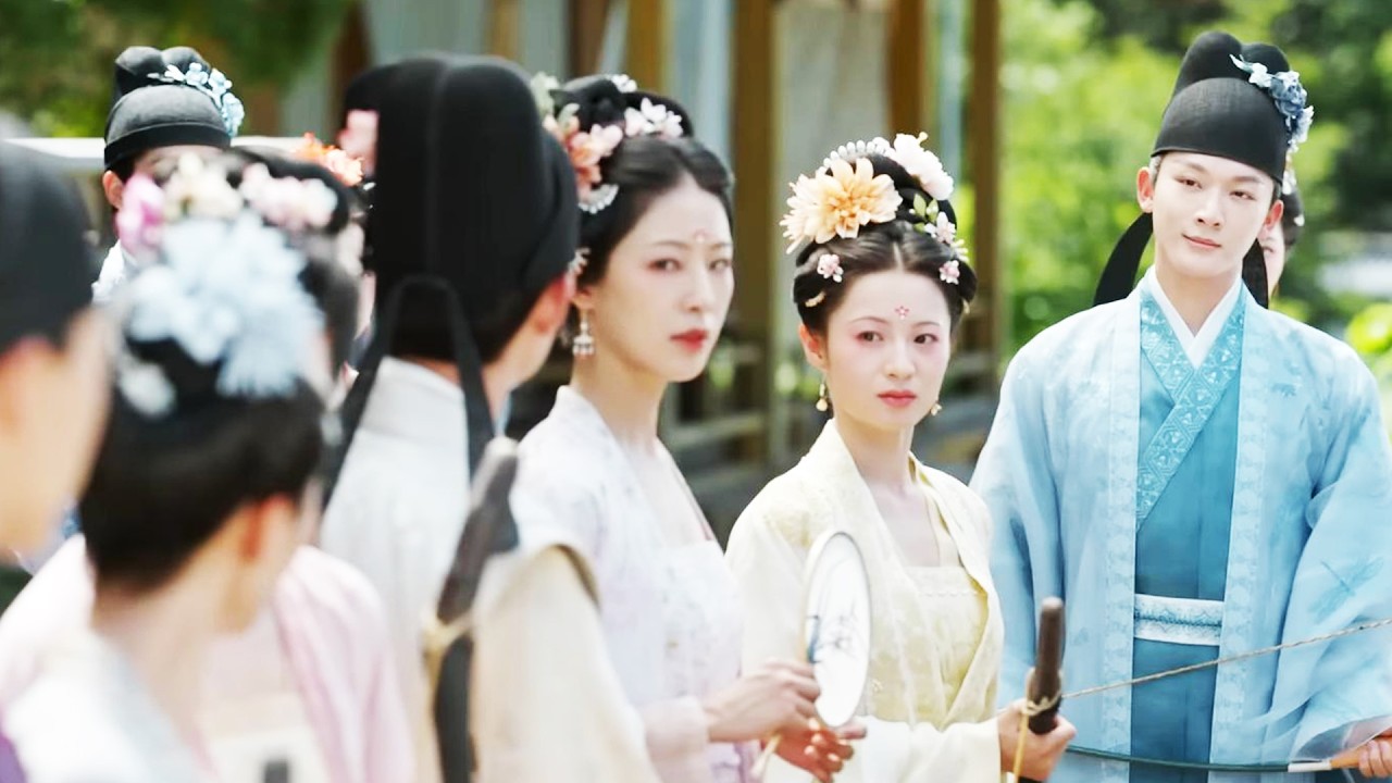 【Movie】所有人都以為她只是個卑微庶女，直到兩位王爺為她爭得天翻地覆！💕#中国电视剧 #爱情