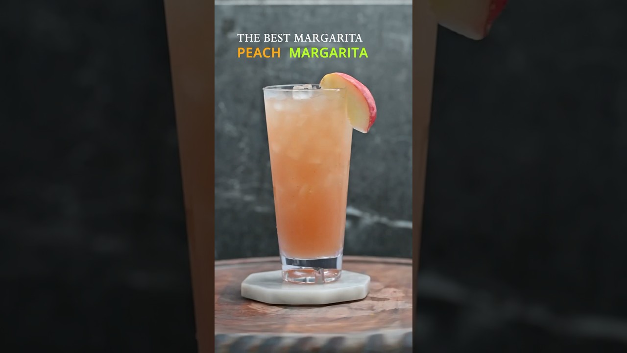 🍑 Peach margarita is an absolutely delicious cocktail 🥰##peach #peachmargarita #limejuice #agave