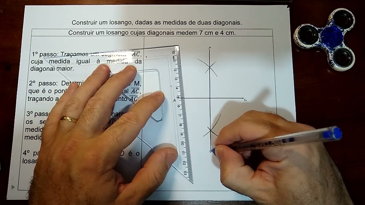 16   Construir um losango dadas as medidas das diagonais