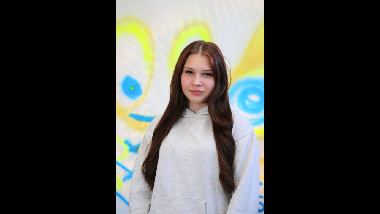MY LONG HAIR GET LAYERS AND FOR THE FIRST TIME COLORED DEEP RED!!! Lisa by T.K.S.