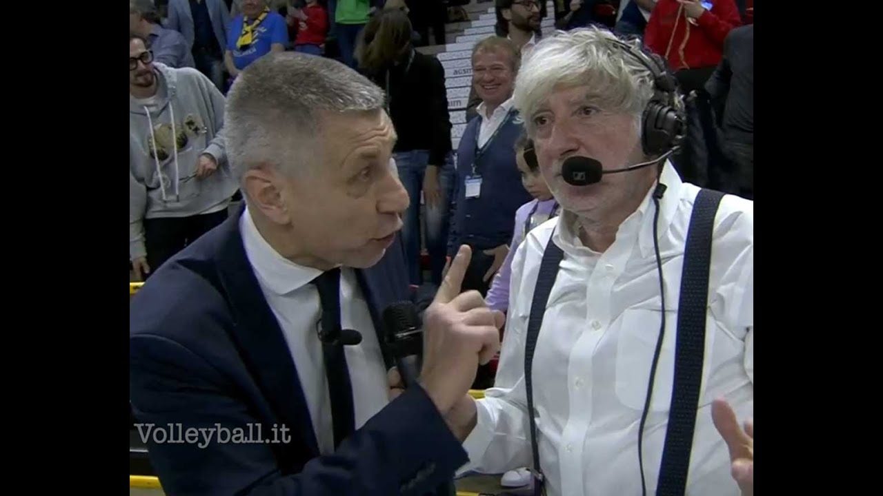 Verona: Stoytchev irrompe nella postazione Rai per protestare contro l'arbitraggio