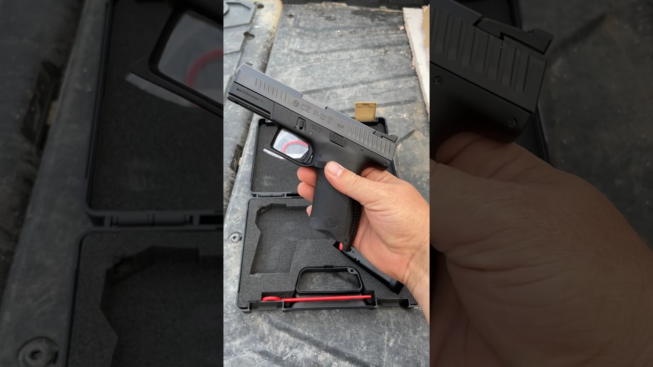 Распаковка CZ P10 C и первые выстрелы🤠 #стрельба #ружье #cz #видео_шортов #коротые_новости #корот...
