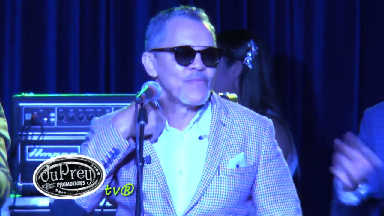Los Hermanos Rosario - Rompe Cintura (Merengue)