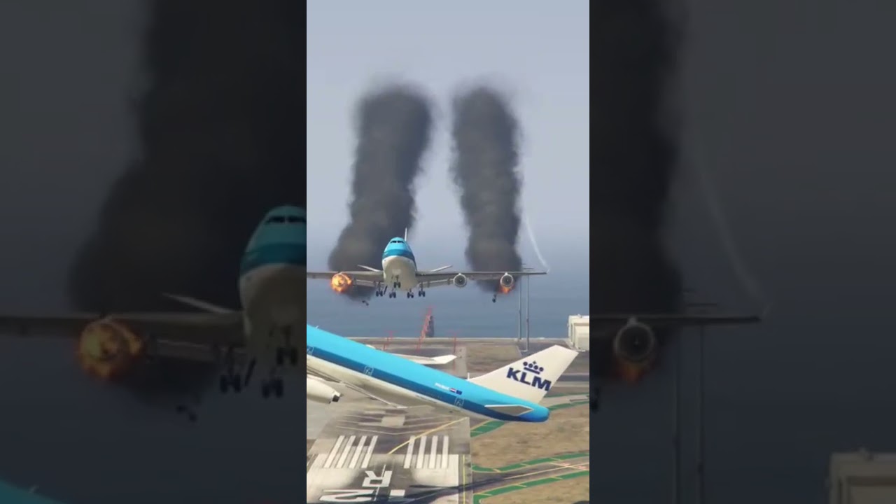 Airbus A380 Accidentally Come  Into Runway During Airbus A370 Emergency Landing #gta v#short
