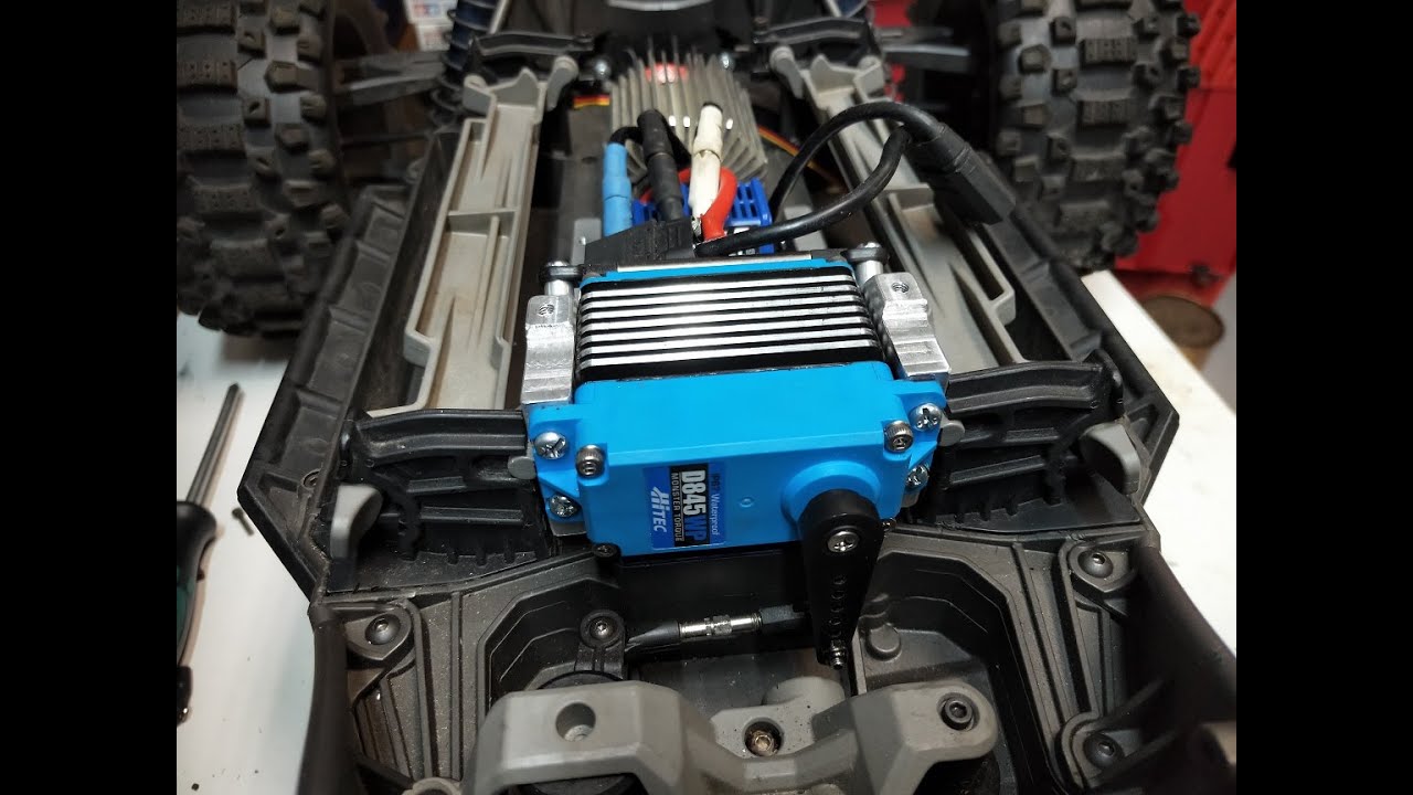 TRAXXAS XMAXX  SERVO UPGRADE
