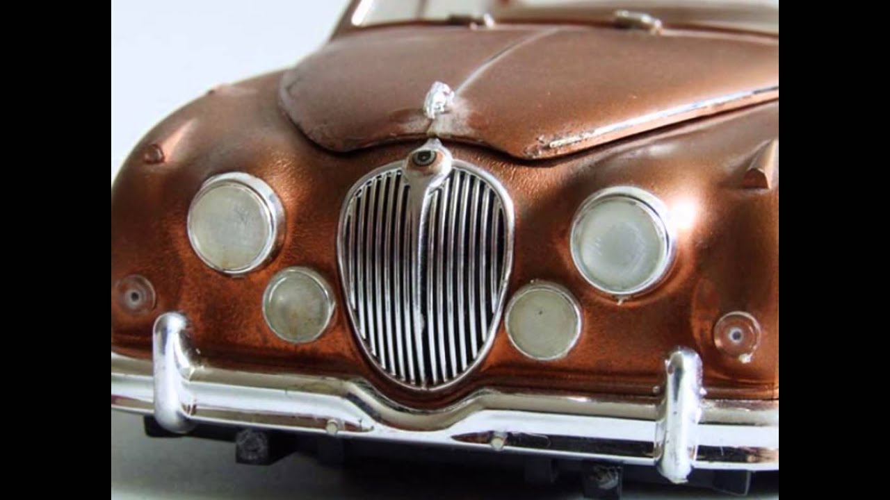 TAMIYA 1:24 JAGUAR MK.II SALOON